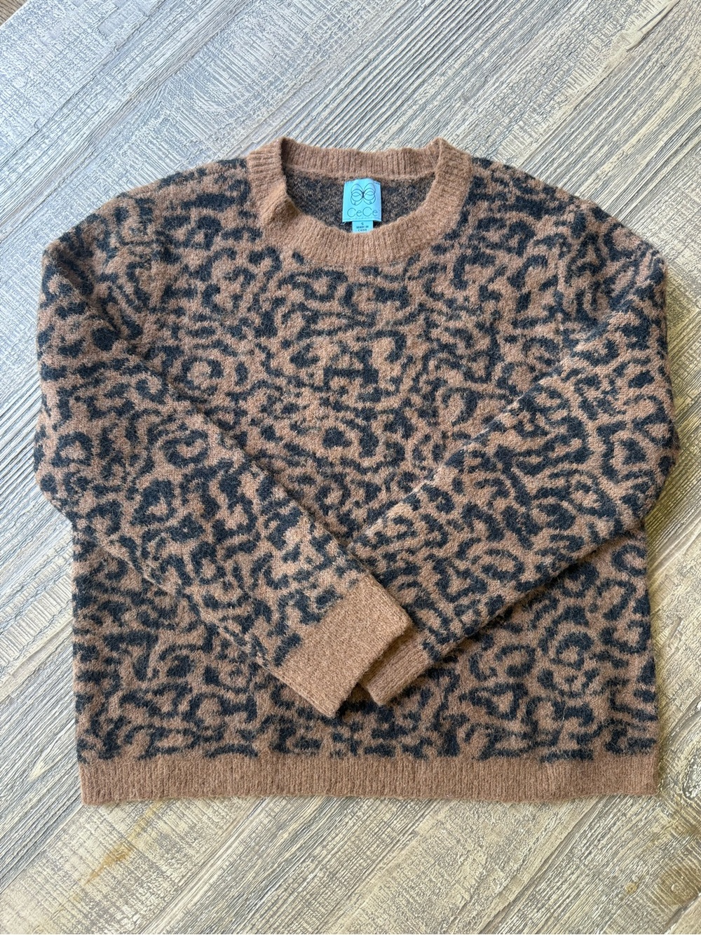 CeCe Leopard Crewneck Sweater Size S